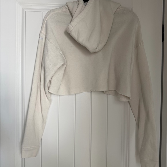 ALO Yoga Ivory Cropped Hoodie - Picture 4 of 4